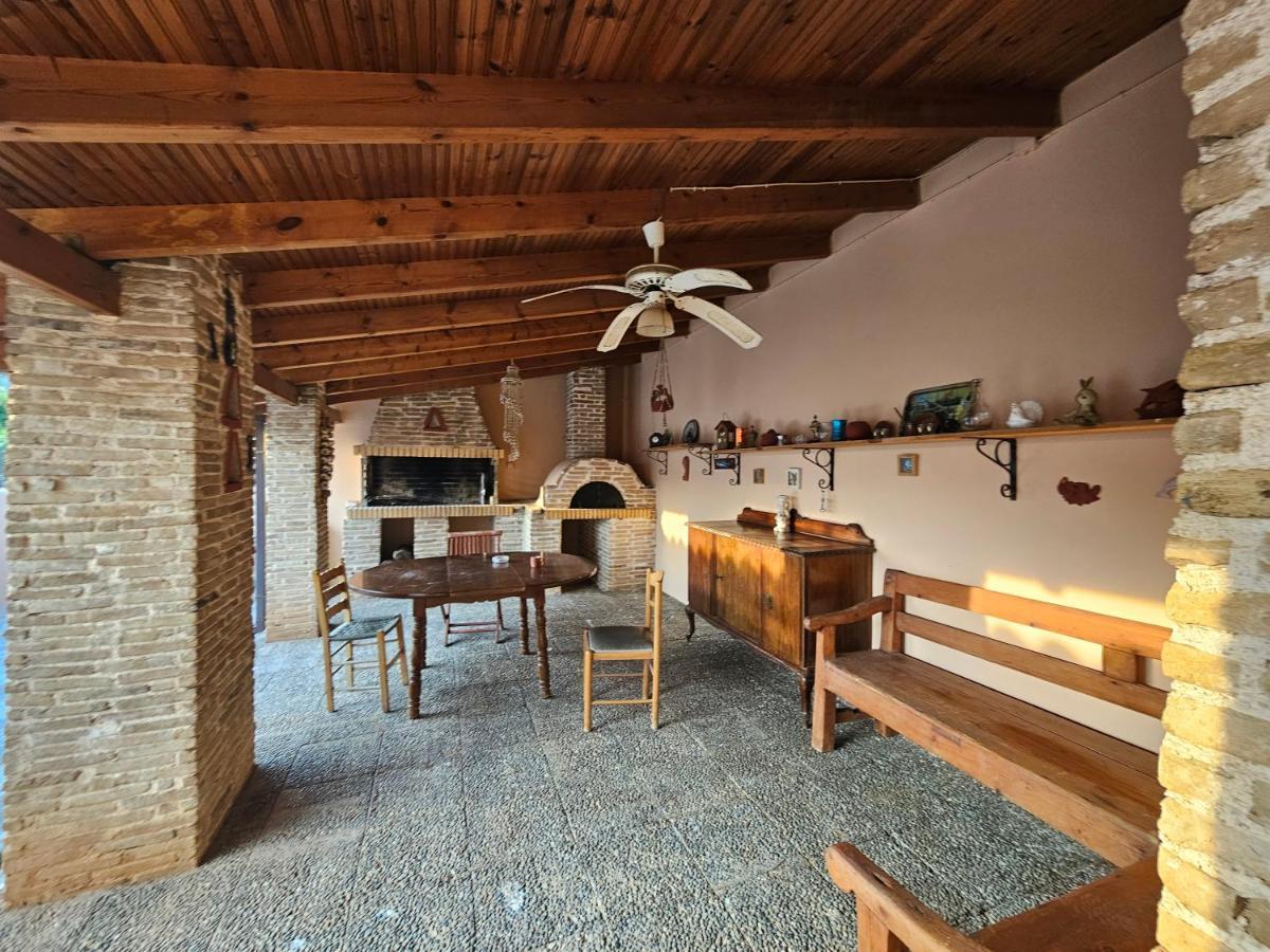 Villa Clotho Pórto Ráfti Екстериор снимка